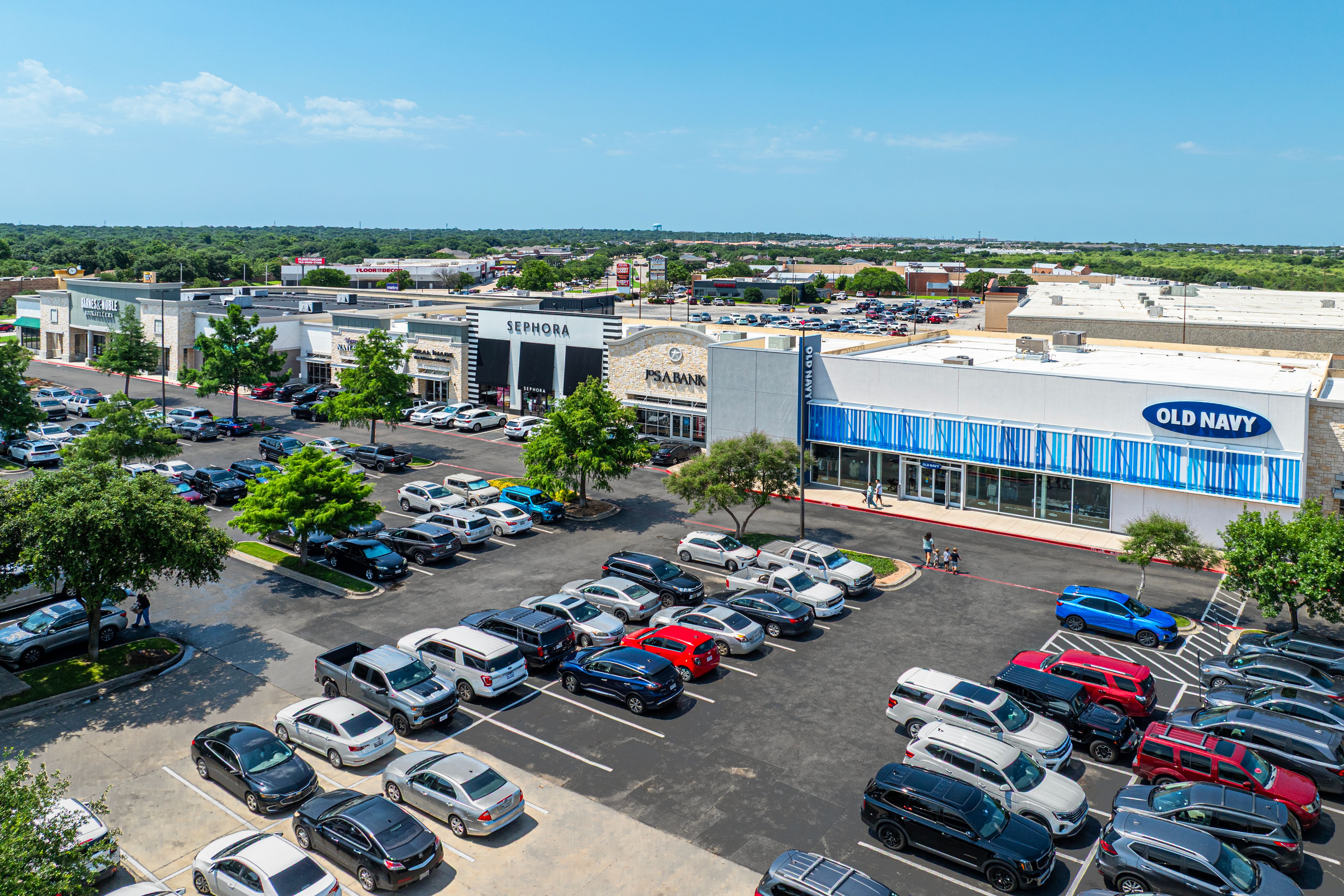 wsr-hulen-1 Whitestone REIT Acquires 5000 South Hulen in Fort Worth, Texas