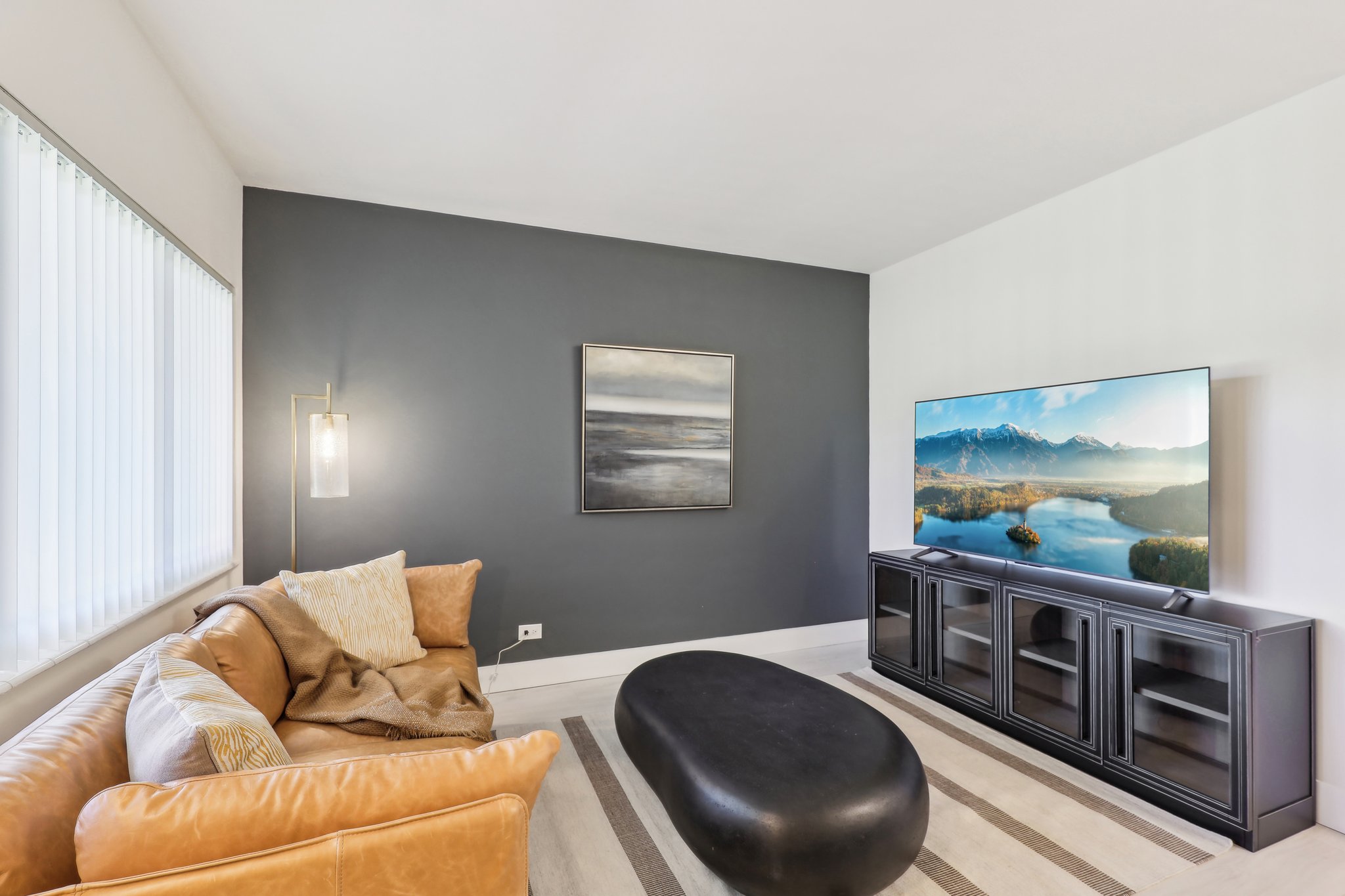 6-web-or-mls-NW-4th-Ave-office-006 Cynthia Gardens Announces Special Daily Discounts on Apartments in Boca Raton