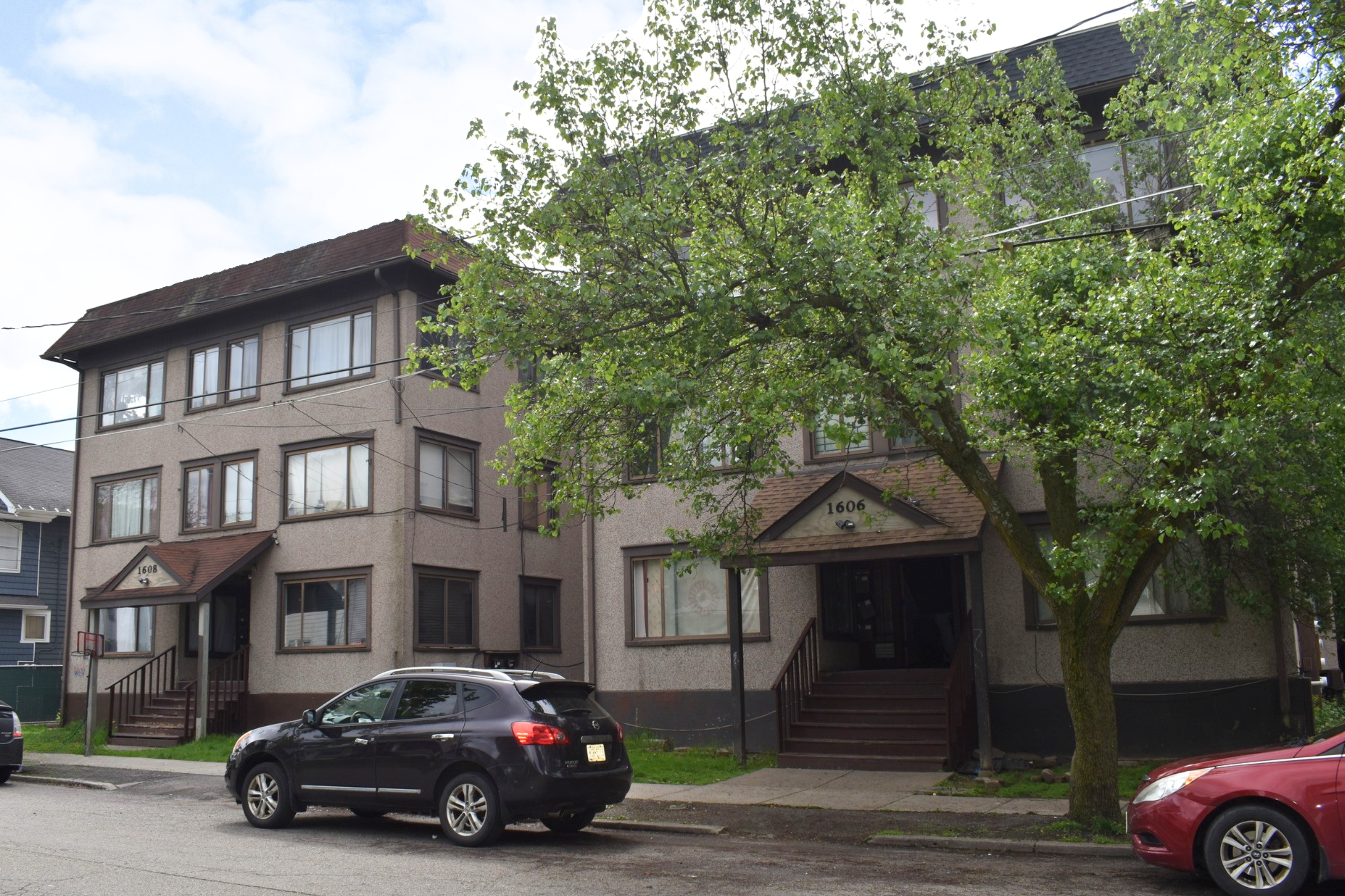 oakville-press-photo High Yield Multifamily Portfolio Heads to Auction in Growing Broome County Market